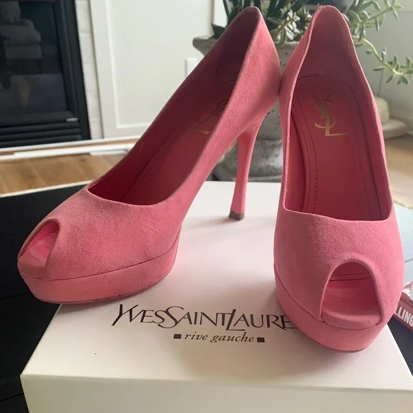 Yves Saint Laurent YSL Palais 80 Suede Sugar Pink Peep-ToePumps size 38.5